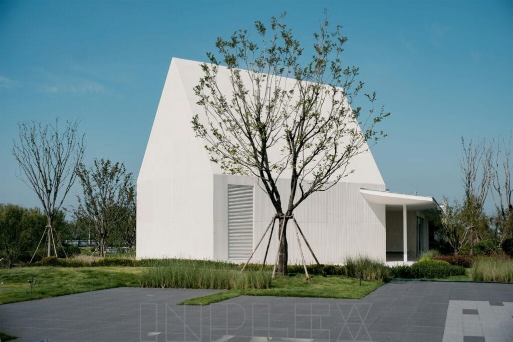 Bioclimatic Architecture: How Modular Design Can Be Adapted to Singapore's Tropical Climate