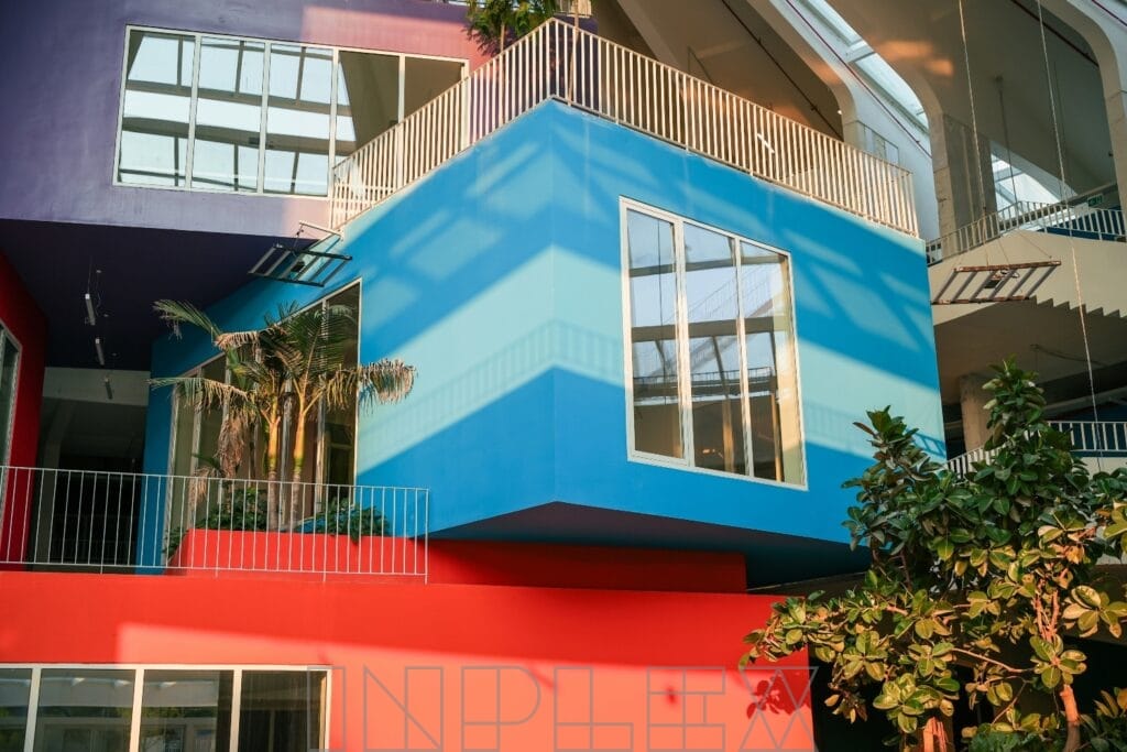 How Modern Split-Level House Plans Make Small Homes Feel Spacious